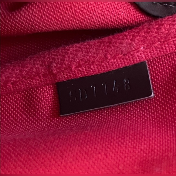 Louis Vuitton Favorite MM iDamier Ebene - No trades - Picture 4 of 13